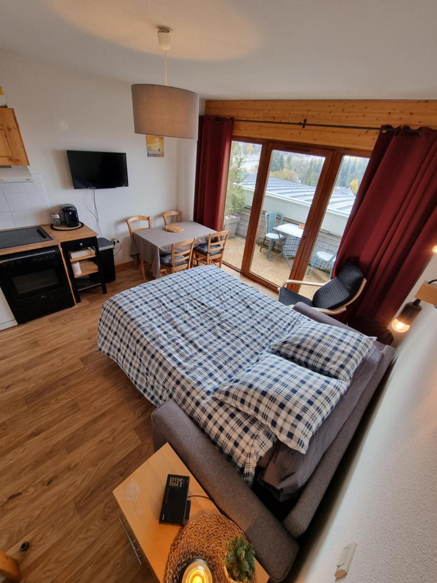 Appartement 4 Personnes 32M2 Au Pied Des Pistes- Wifi- Balcon Sud- Chamrousse 1650 エクステリア 写真